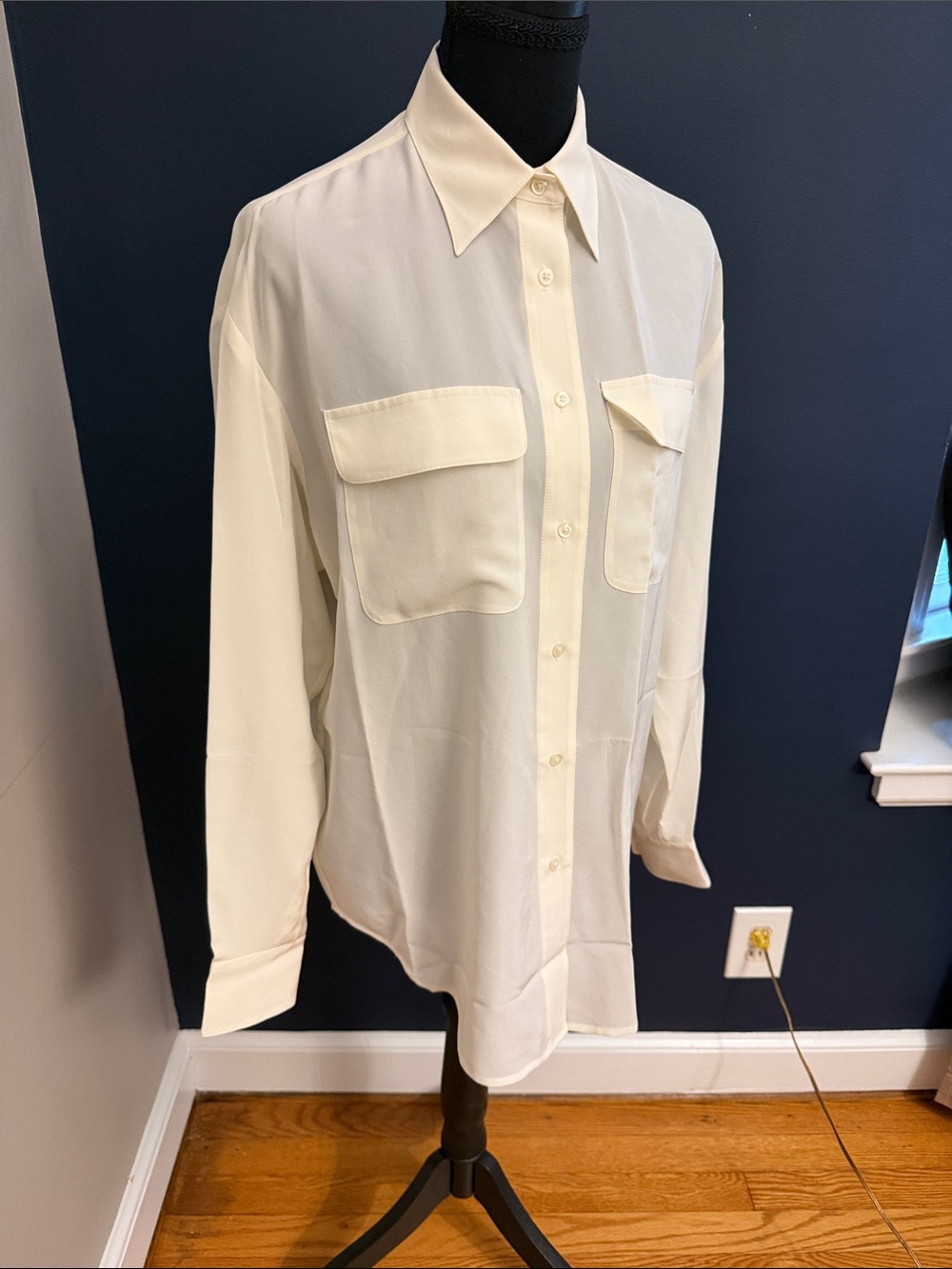 NWT Lauren Ralph Lauren 100% Silk Ivory Button Front Blouse Small - Picture 5 of 8